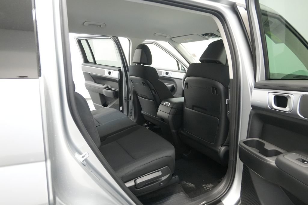New 2026 Hyundai Santa Fe SE image 27