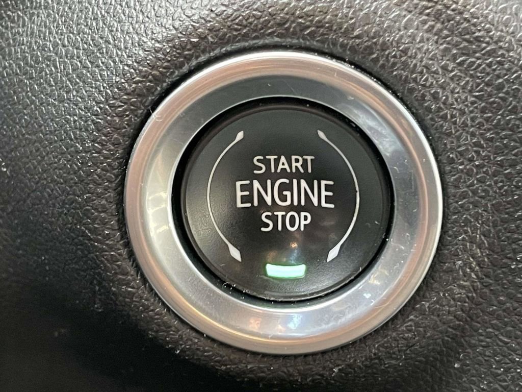 Used 2020 Chevrolet Silverado 1500 LTZ w/ LTZ Premium Package image 25