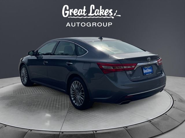 Used 2018 Toyota Avalon Limited w/ All Weather Liner Package FWD image 3