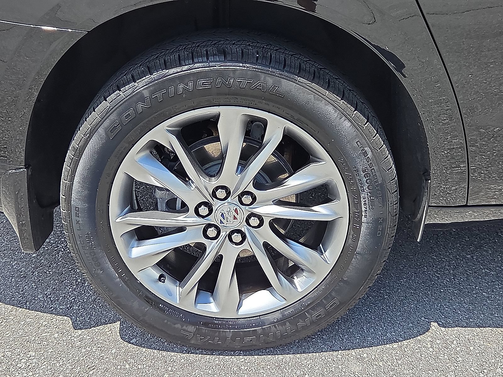 Certified 2023 Buick Enclave Avenir w/ Avenir Technology Package AWD/4WD image 17
