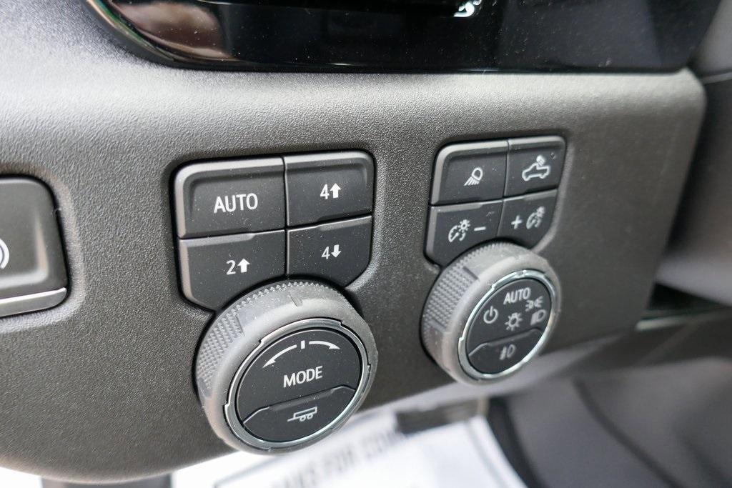 New 2026 Chevrolet Silverado 1500 LTZ w/ LTZ Premium Package image 17