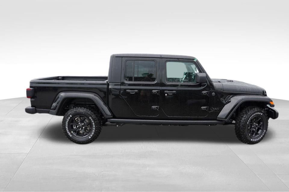 New 2025 Jeep Gladiator Sport AWD/4WD image 2