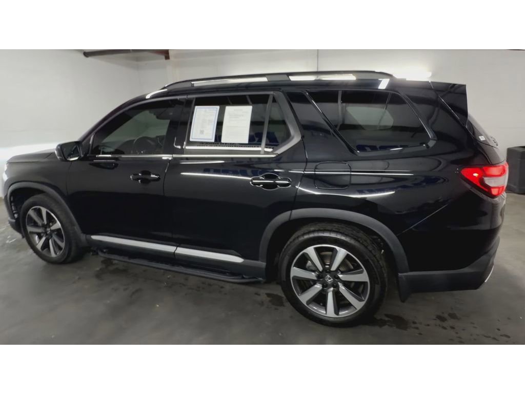 Used 2023 Honda Pilot Touring image 6