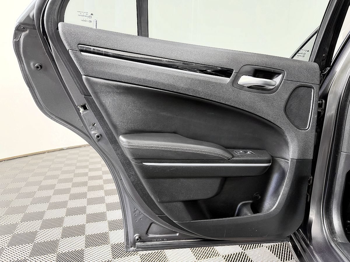 Used 2023 Chrysler 300 S RWD image 35