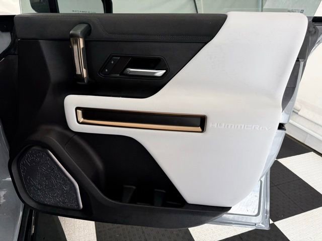 Used 2024 GMC Hummer EV 3X image 21
