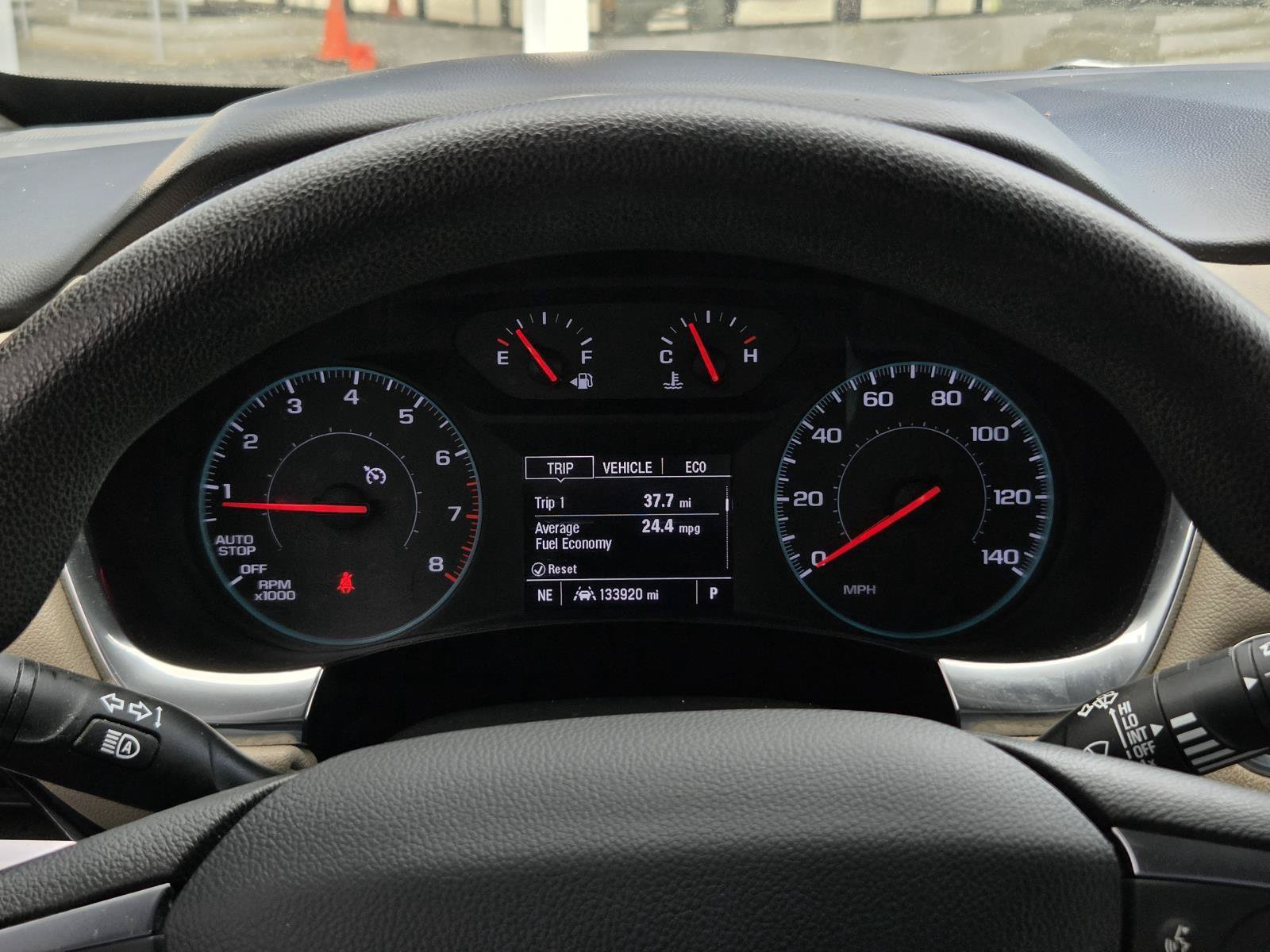 Used 2023 Chevrolet Traverse LS FWD image 19