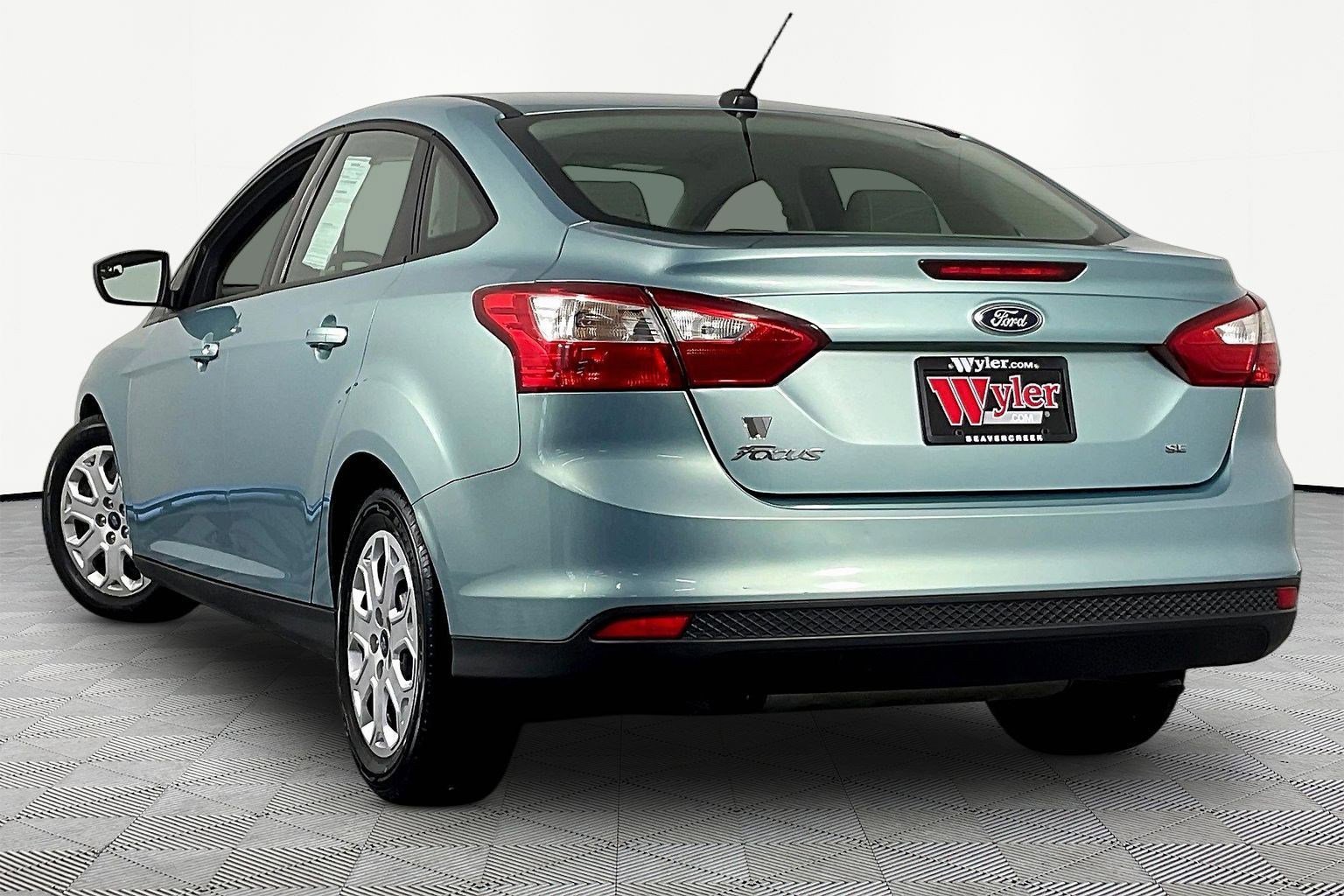 Used 2012 Ford Focus SE FWD image 4