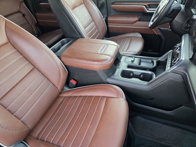 Used 2026 GMC Sierra 2500 Denali Ultimate image 13