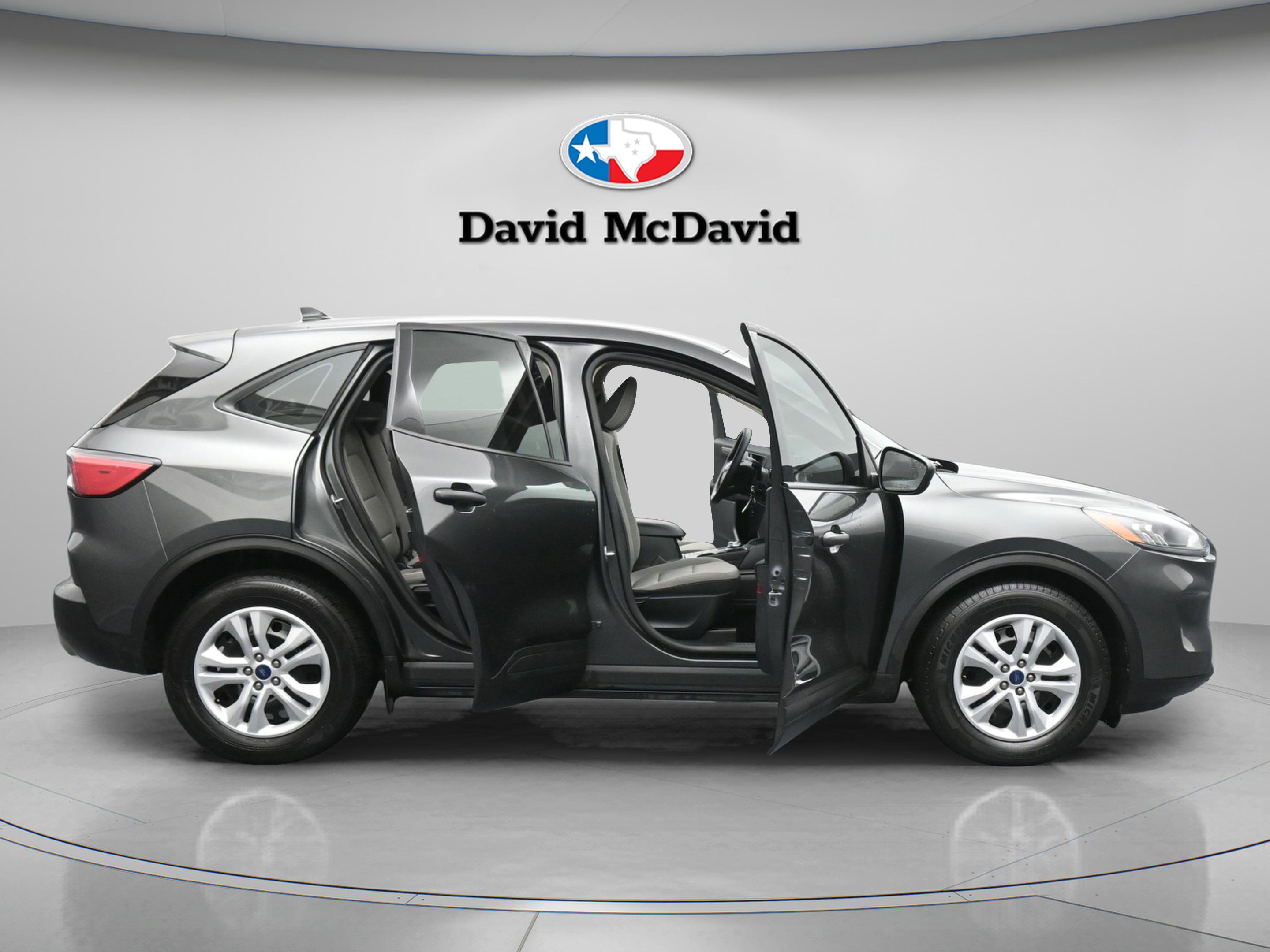 Used 2020 Ford Escape S image 42