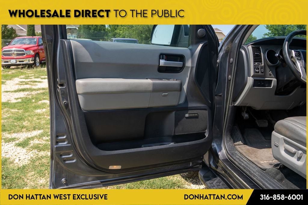 Used 2015 Toyota Sequoia Limited AWD/4WD image 16