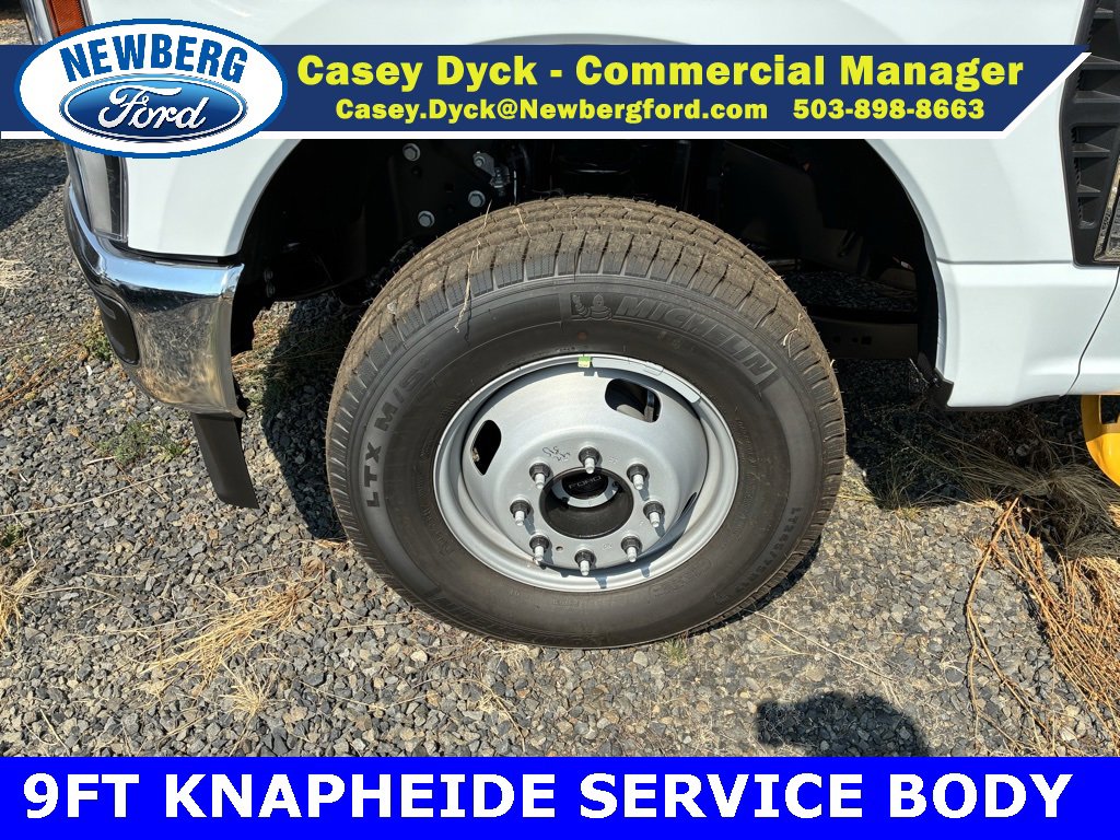 New 2025 Ford F350 XL w/ XL Chrome Package image 9