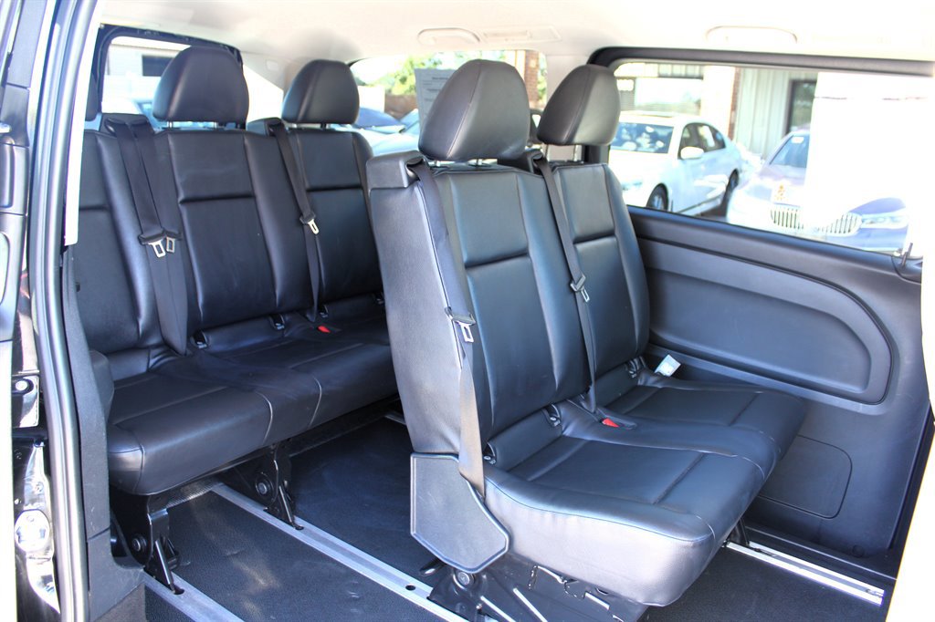 Used 2018 Mercedes-Benz Metris Passenger image 18