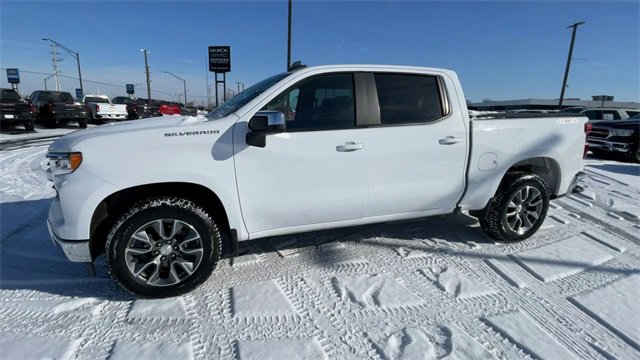 Used 2024 Chevrolet Silverado 1500 LT image 6