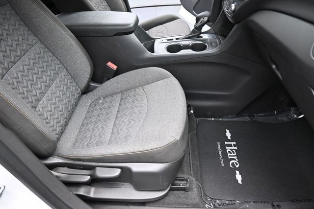 Used 2024 Chevrolet Equinox LT FWD image 31