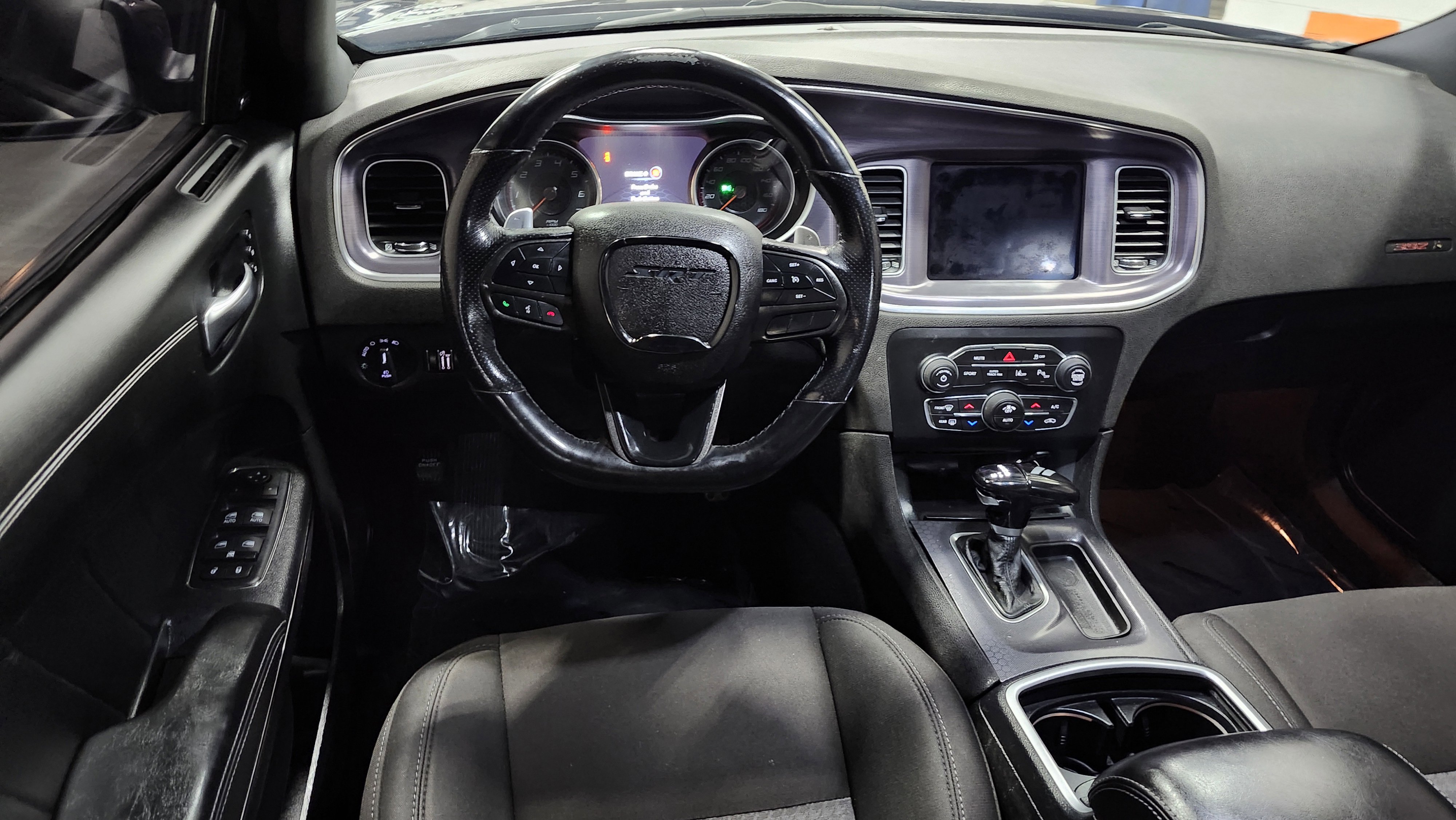 Used 2020 Dodge Charger Scat Pack w/ Dynamics Package image 31