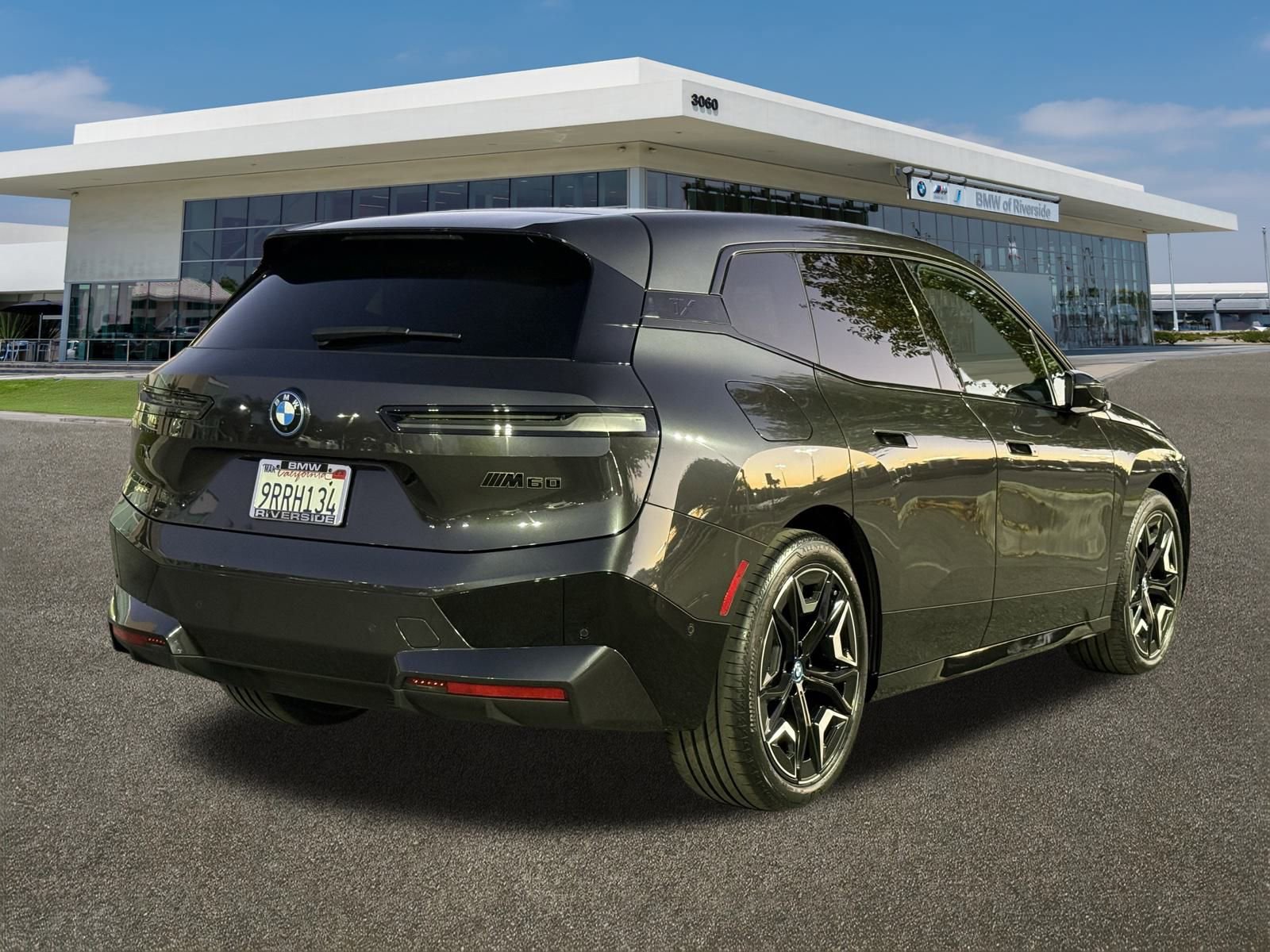 Used 2025 BMW iX M60 image 10