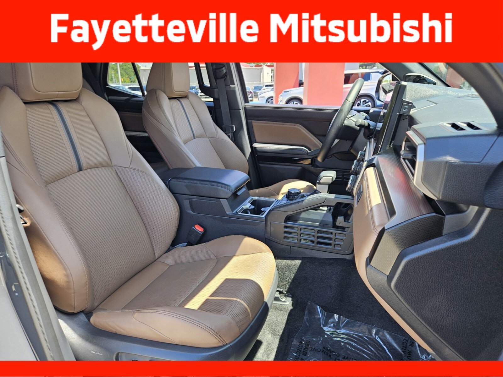 Used 2025 Toyota 4Runner Limited AWD/4WD image 20