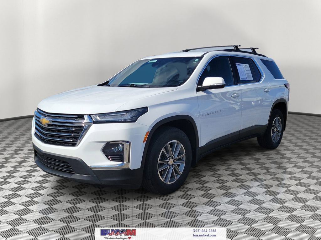 Used 2023 Chevrolet Traverse LT FWD image 2