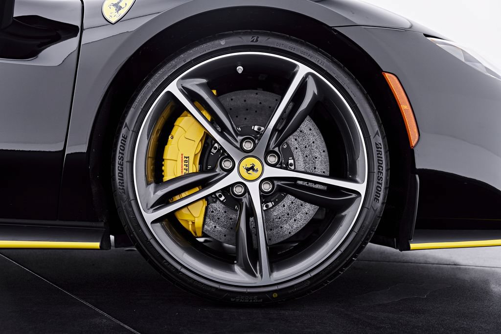 Used 2023 Ferrari 296 GTB RWD image 31