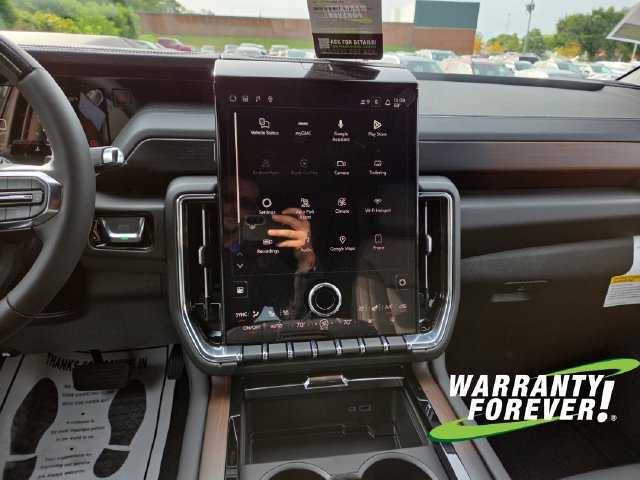 New 2026 GMC Yukon Denali w/ Denali Reserve Package AWD/4WD image 11