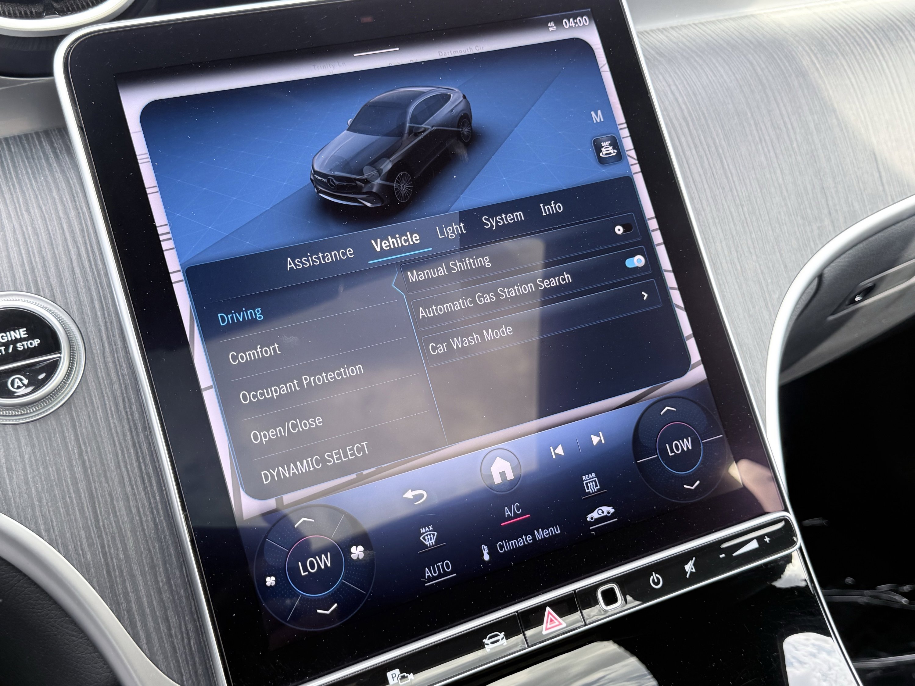 Used 2024 Mercedes-Benz GLC 300 4MATIC w/ AMG Line image 74