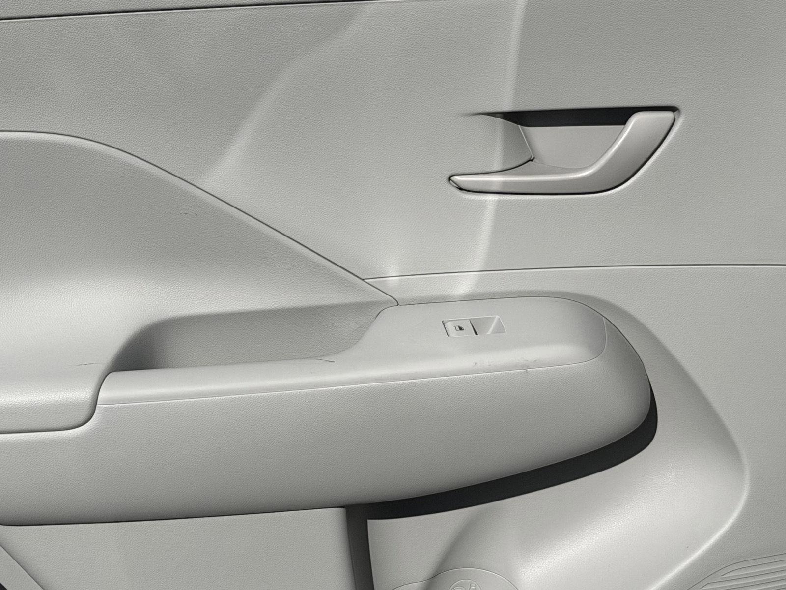 Certified 2026 Hyundai Kona SEL Sport image 9