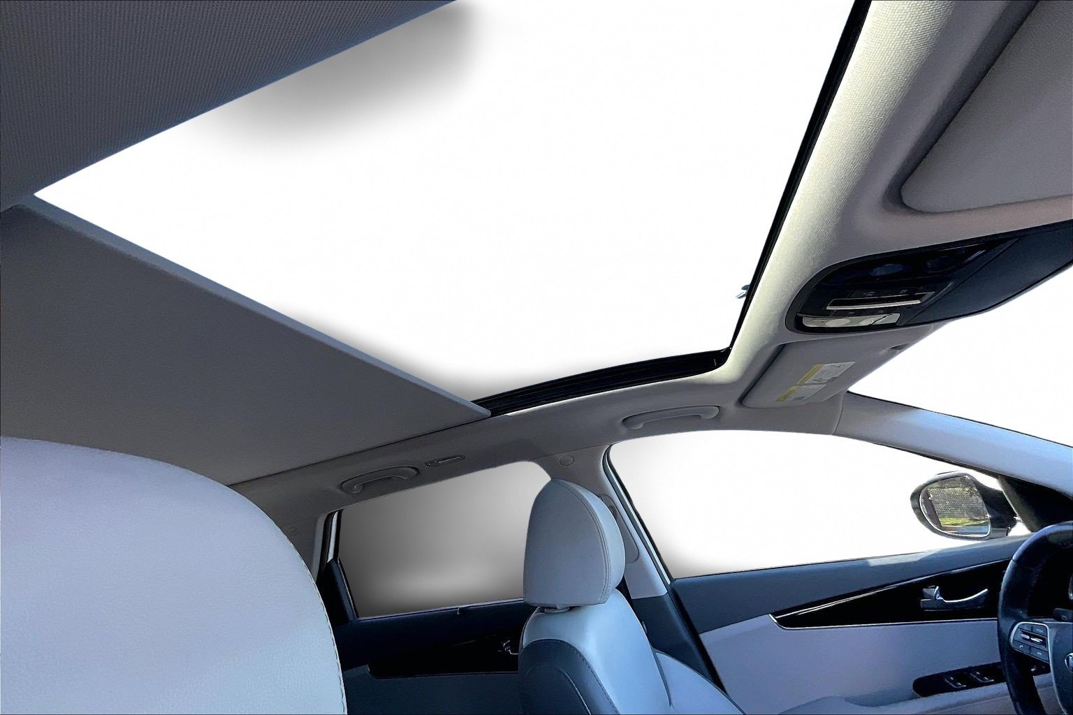 Used 2019 Kia Sorento SX image 28