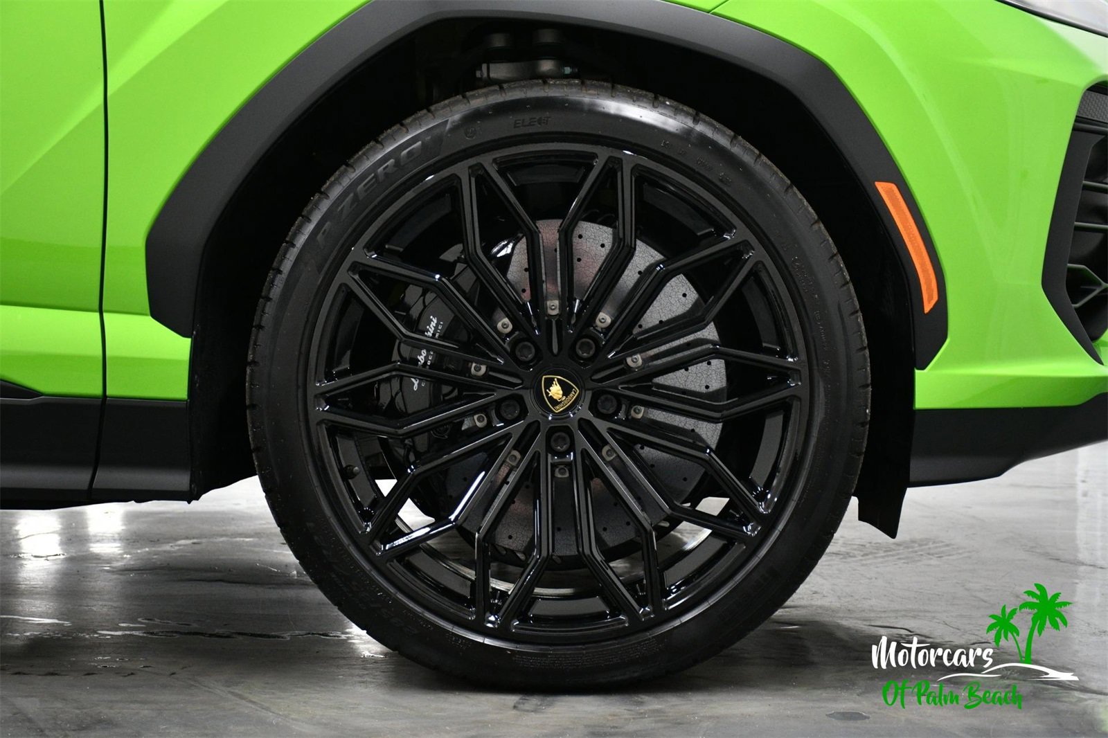 Used 2025 Lamborghini Urus SE image 68