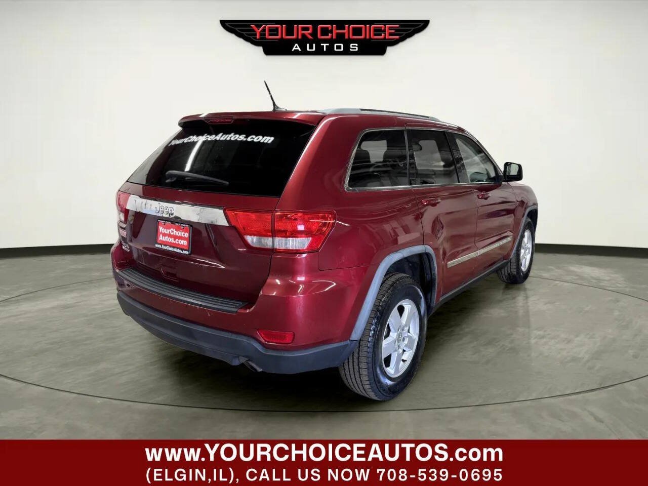Used 2012 Jeep Grand Cherokee Laredo w/ Laredo E Group AWD/4WD image 7
