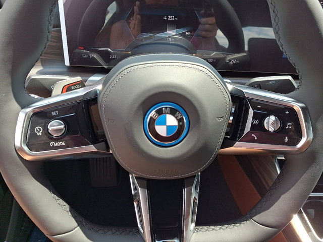 New 2026 BMW i7 xDrive60 w/ Executive Package AWD/4WD image 13