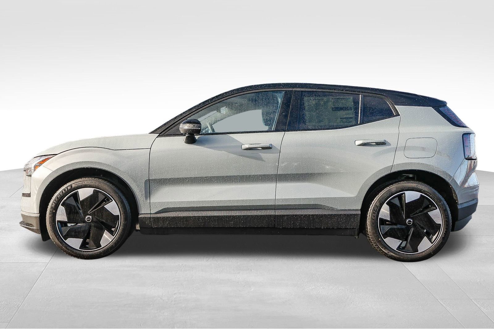 New 2026 Volvo EX30 Plus w/ Climate Package image 7