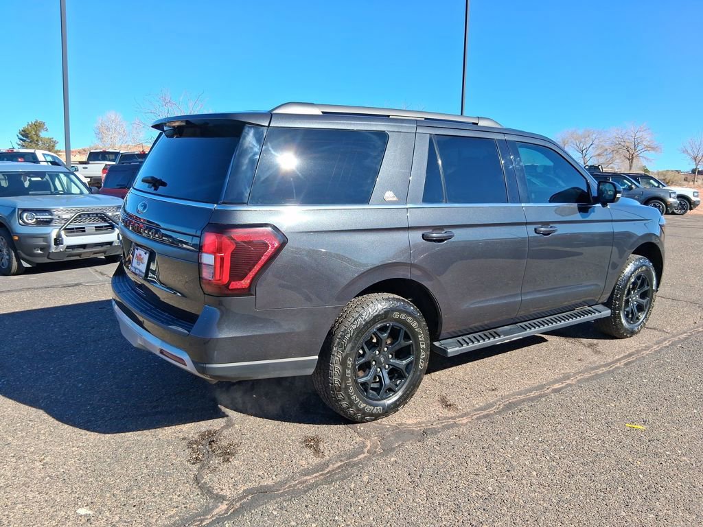 Used 2022 Ford Expedition Timberline image 5