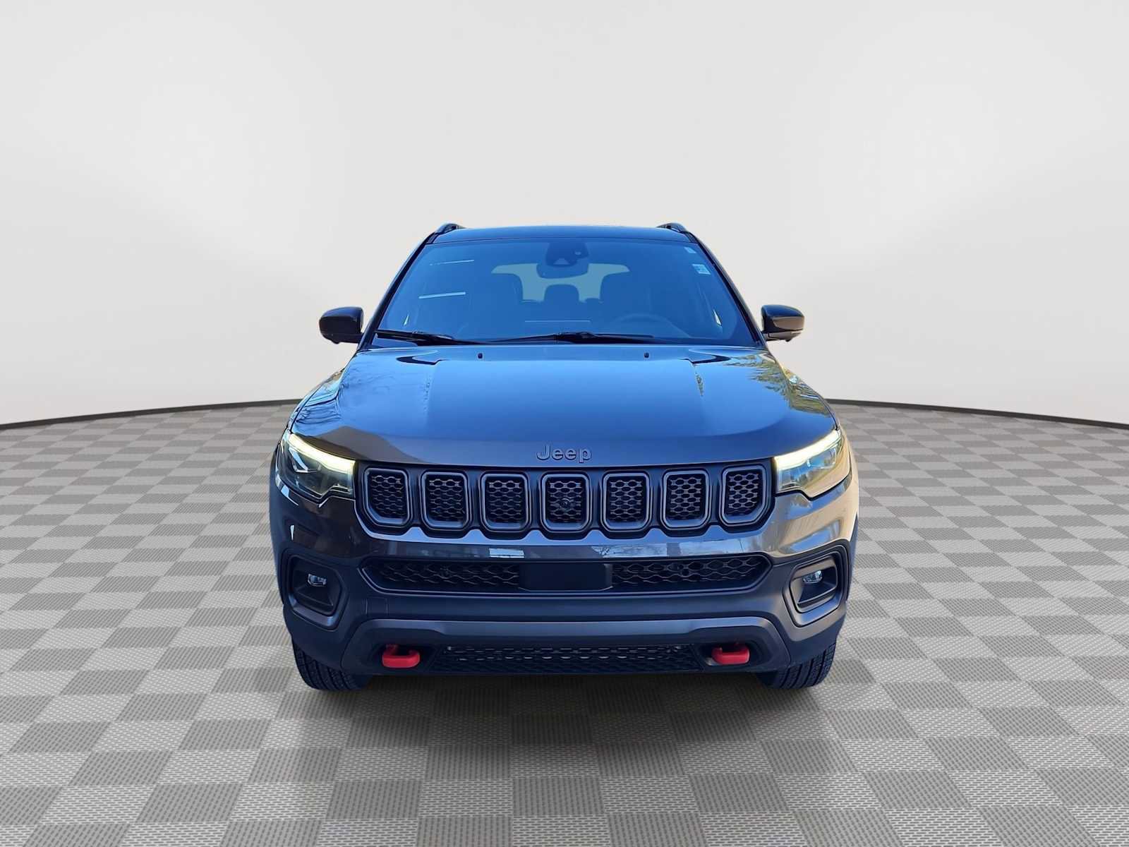 Used 2023 Jeep Compass Trailhawk w/ Trailhawk Elite Group image 3