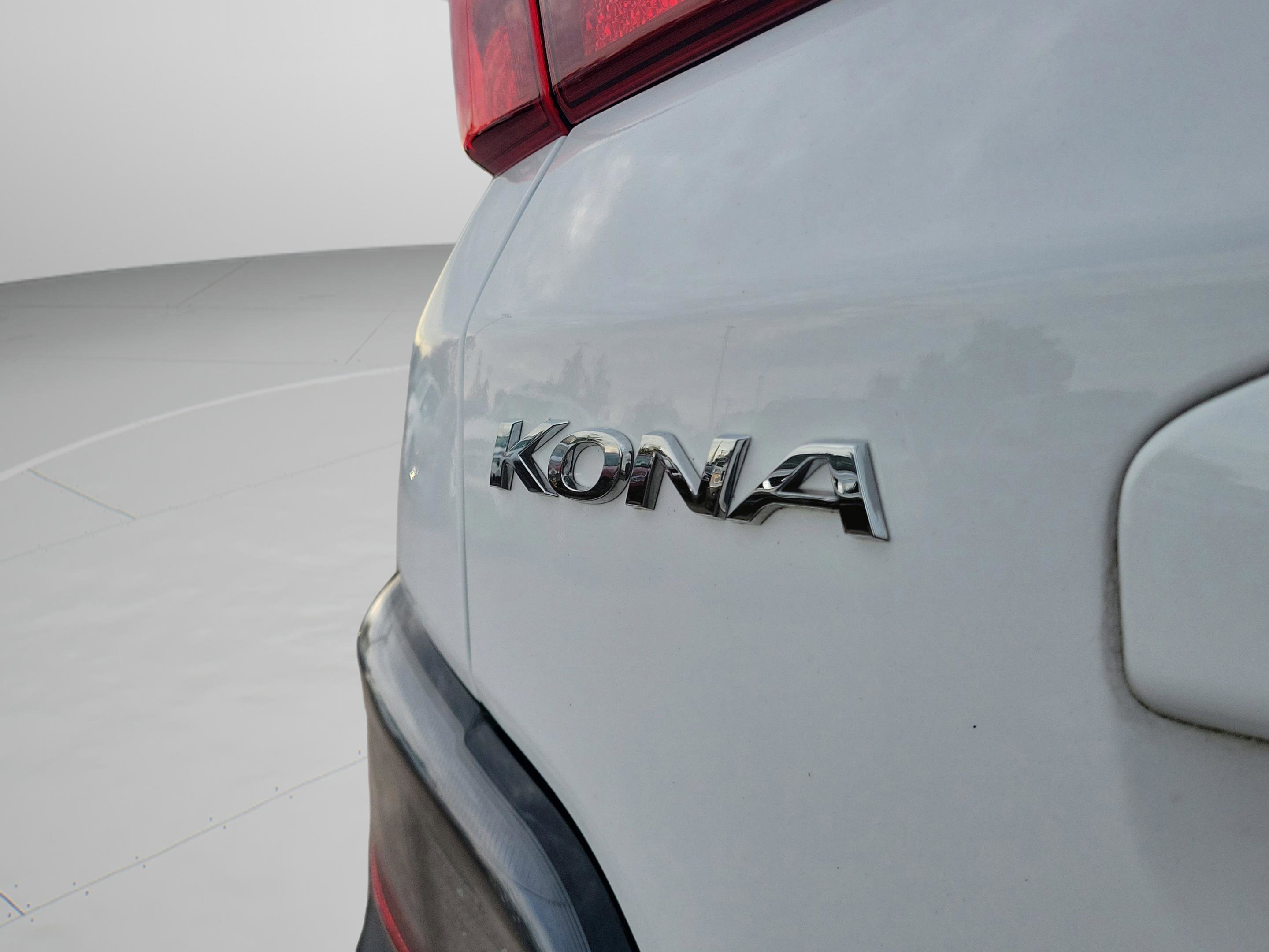 Certified 2023 Hyundai Kona SEL w/ Convenience Package image 7