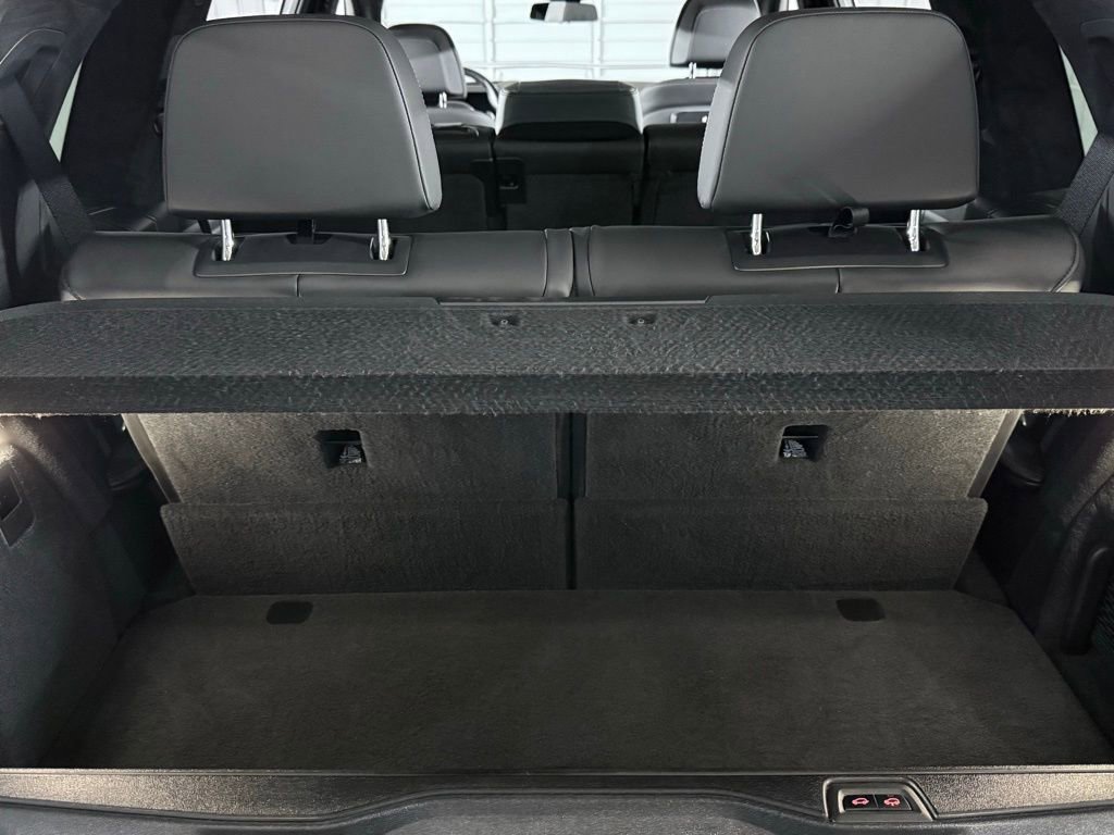 Used 2023 BMW X7 xDrive40i w/ M Sport Package image 51