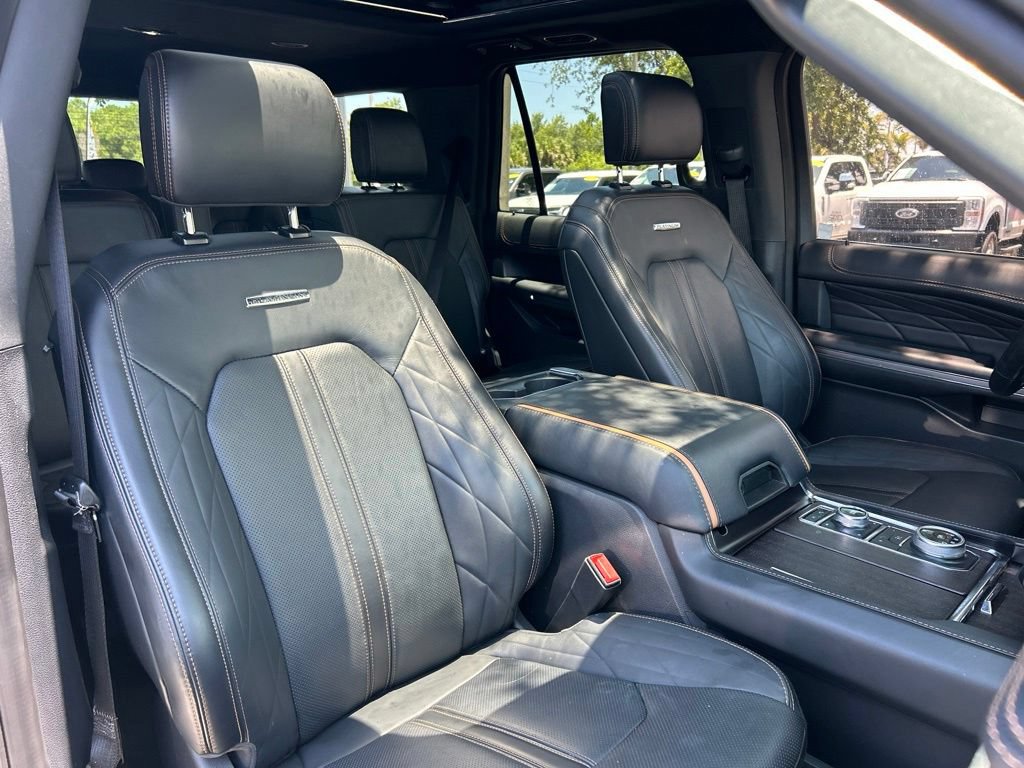 Used 2023 Ford Expedition Max Platinum AWD/4WD image 40