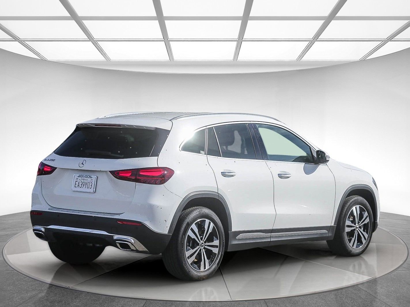 Used 2025 Mercedes-Benz GLA 250 image 3