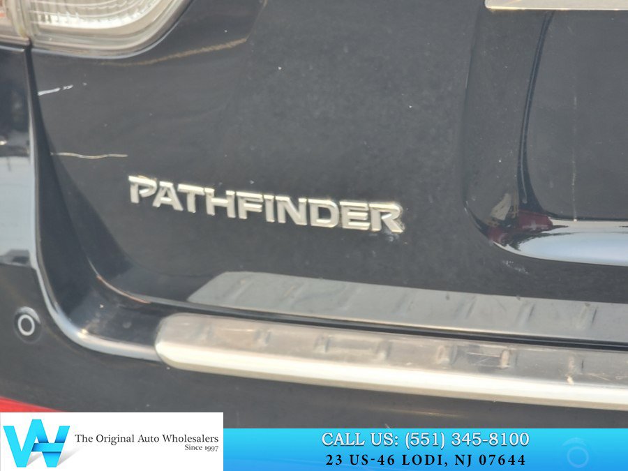 Used 2014 Nissan Pathfinder Platinum w/ Platinum Premium Package AWD/4WD image 16