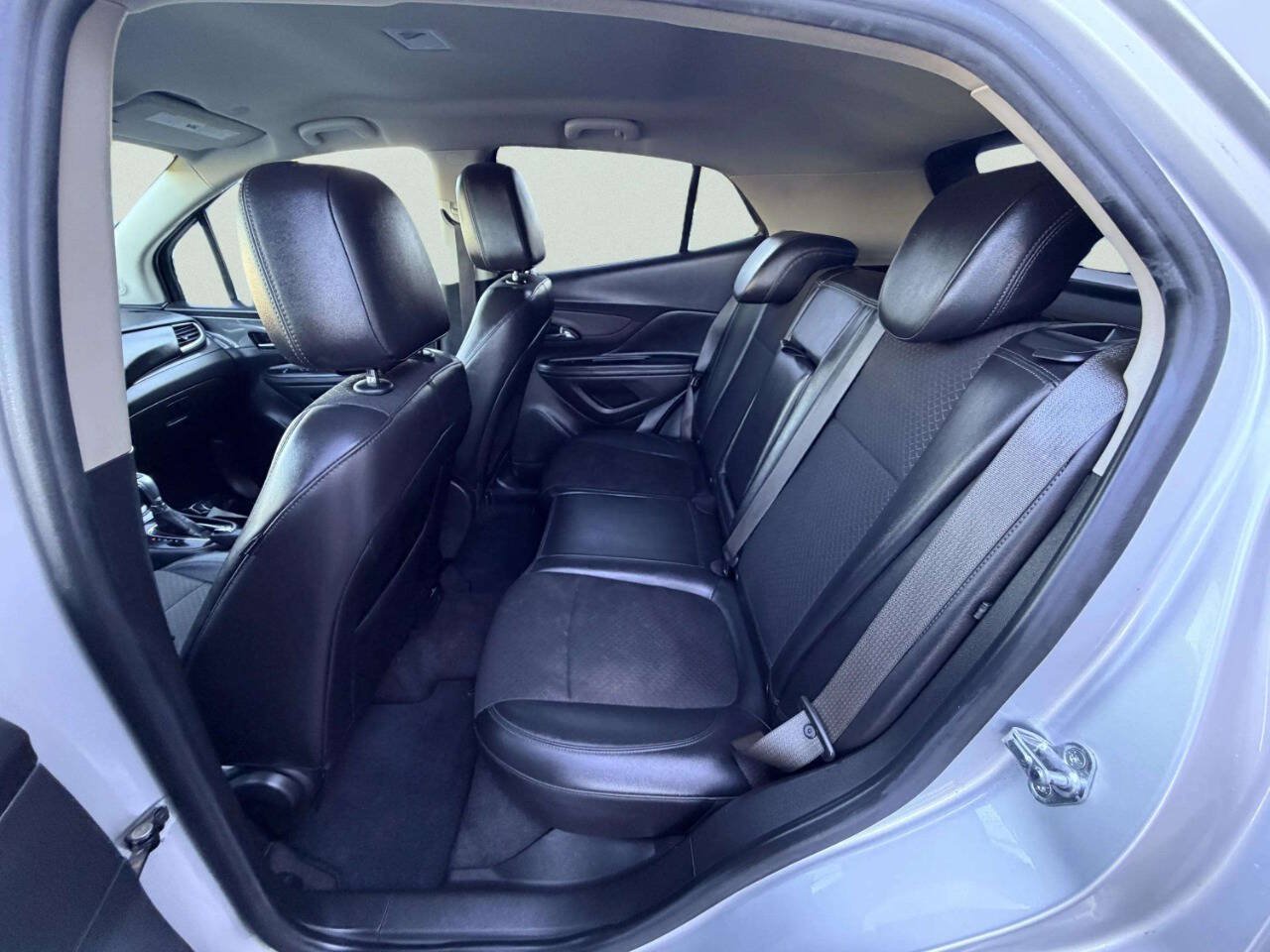 Used 2017 Buick Encore Preferred FWD image 23