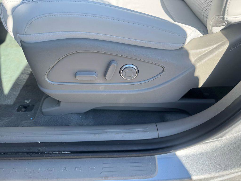 New 2026 Hyundai Palisade SEL Premium image 17