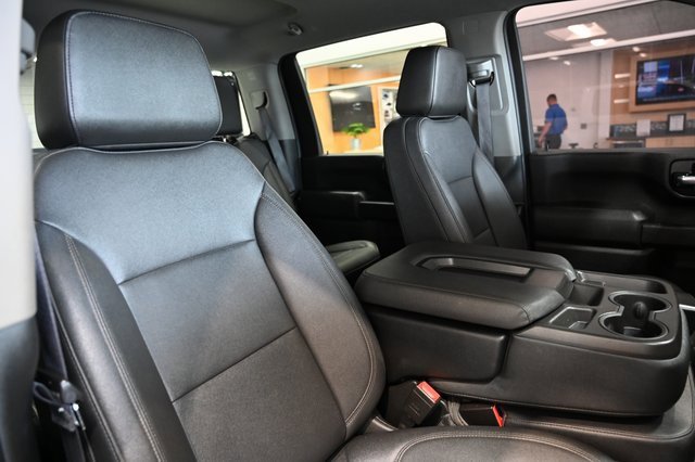 Used 2023 Chevrolet Silverado 2500 W/T w/ WT Convenience Package image 9