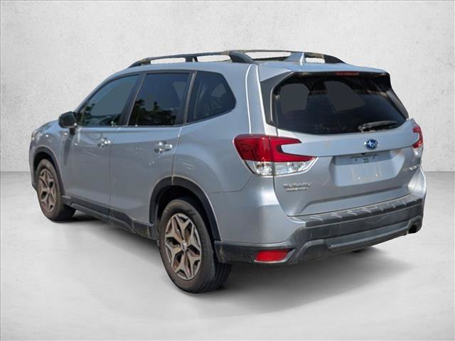 Used 2019 Subaru Forester Premium AWD/4WD image 4