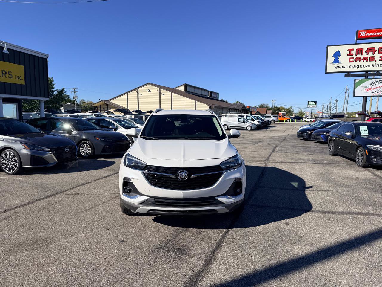 Used 2021 Buick Encore GX Essence FWD image 3