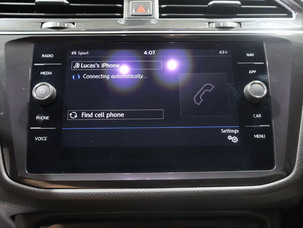 Used 2018 Volkswagen Tiguan SEL Premium AWD/4WD image 29