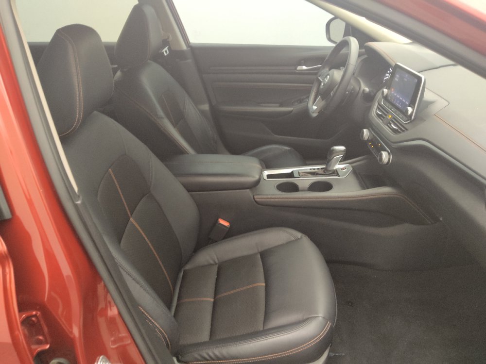 Used 2021 Nissan Altima 2.5 SR FWD image 21