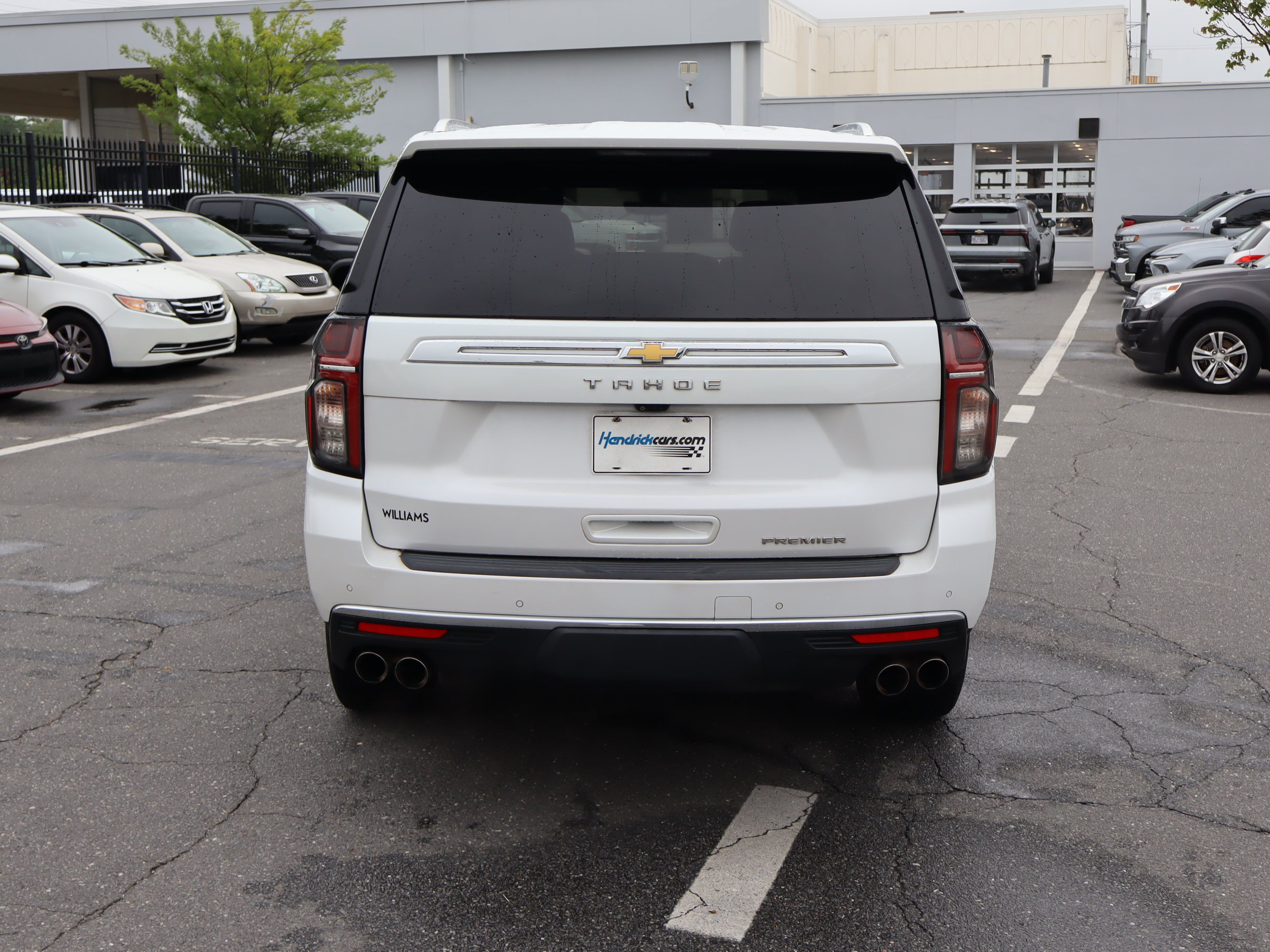 Used 2021 Chevrolet Tahoe Premier w/ Premium Package RWD image 9
