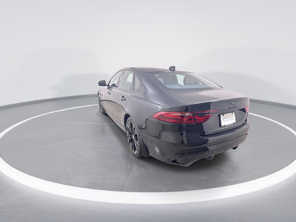 Used 2024 Jaguar XF R-Dynamic SE AWD/4WD image 6