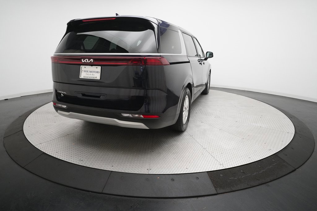 Certified 2024 Kia Carnival LX image 35