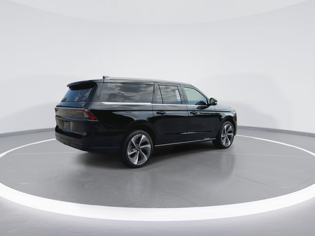 New 2027 Lincoln Navigator L Black Label AWD/4WD image 8