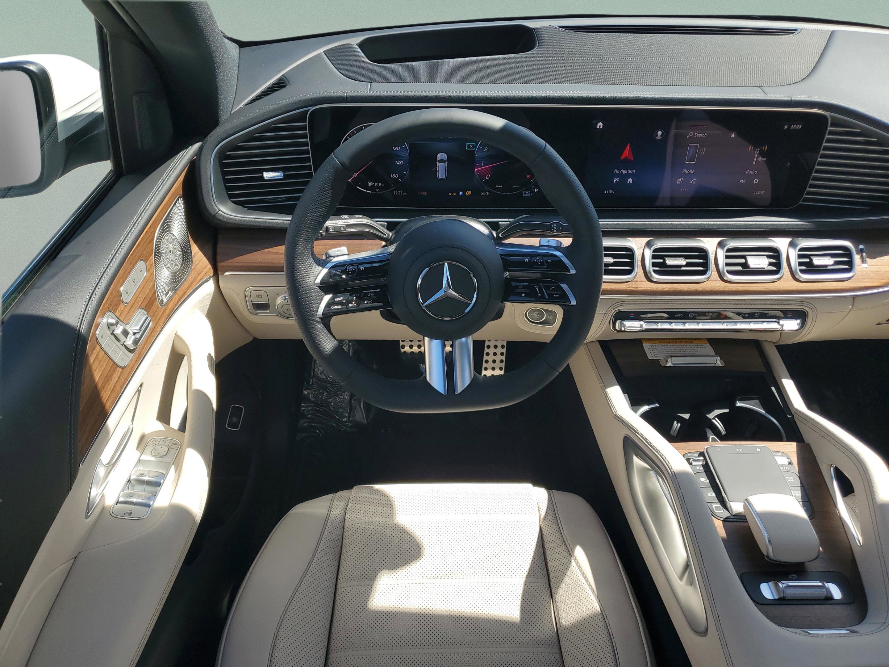 New 2026 Mercedes-Benz GLS 580 4MATIC image 38